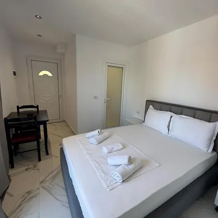 Ilias House Konukevi Ksamil