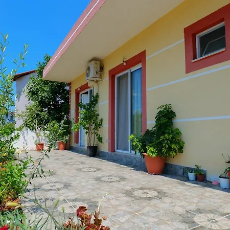 Ilias House *