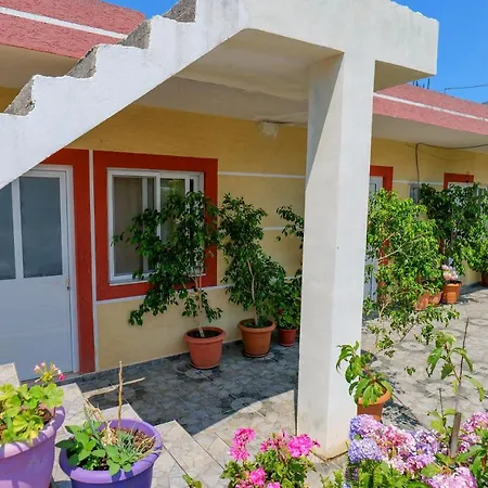 Ilias House